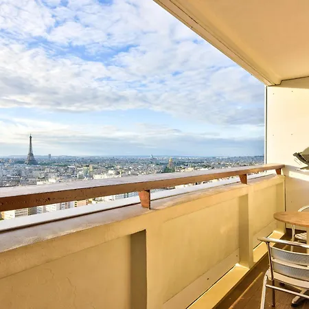 Superbe Avec Piscine Et Balcon Vue Sur La Tour Eiffel
