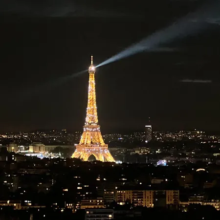 Superbe Avec Piscine Et Balcon Vue Sur La Tour Eiffel * Παρίσι